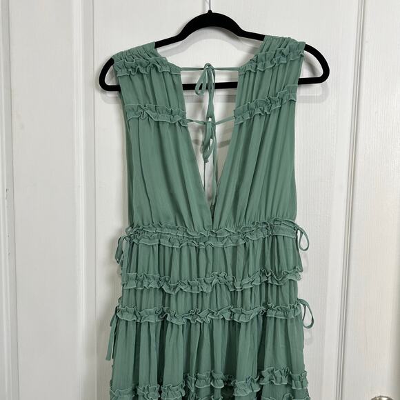 VICI Chiffon Ruffle Tiered Maxi Dress Women's Size Medium NEW NWT - Picture 8 of 12